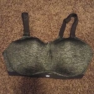 Victoria secrets sports bra